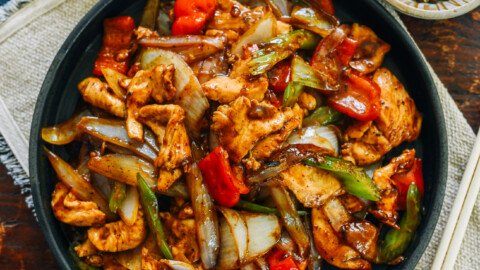 Pan-Seared Chicken Sliced with Black Pepper Sauce