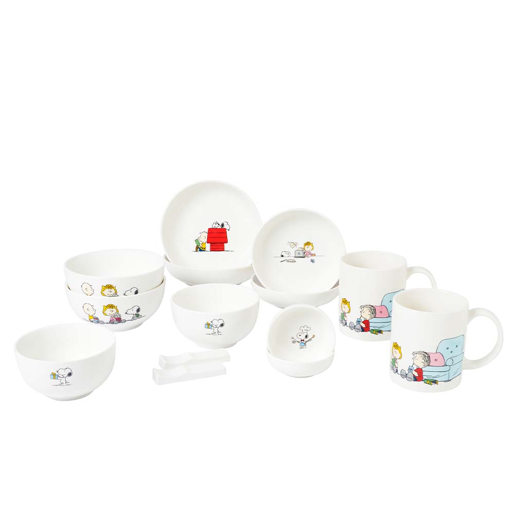 Corningware Dinnerware 14pc Set - Snoopy Friends